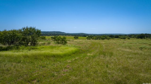 9978 hay spring, Fredonia, TX 76842
