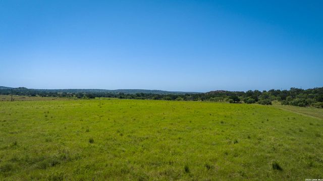 9978 hay spring, Fredonia, TX 76842