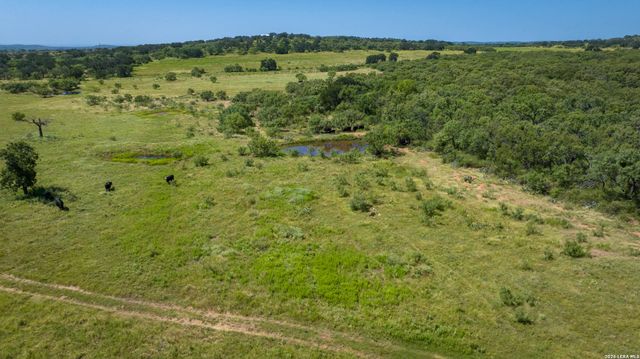 9978 hay spring, Fredonia, TX 76842