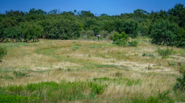 9978 hay spring, Fredonia, TX 76842