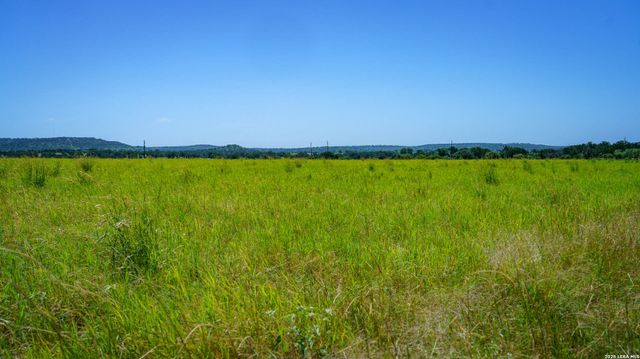 9978 hay spring, Fredonia, TX 76842