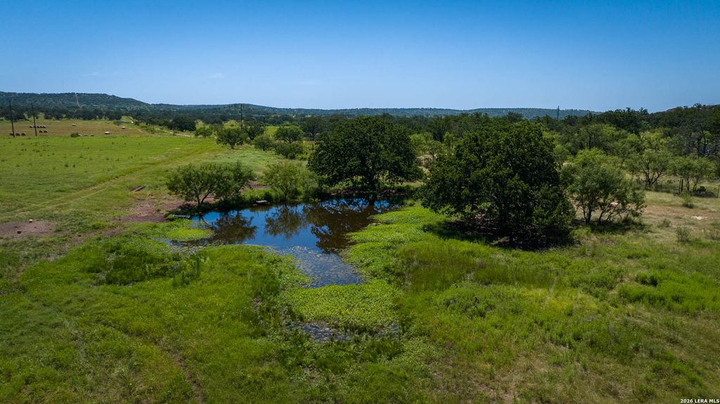 9978 hay spring, Fredonia, TX 76842
