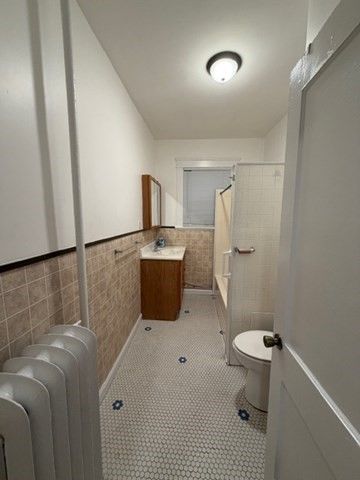 466 Locust St 2, Fall River, MA 02720