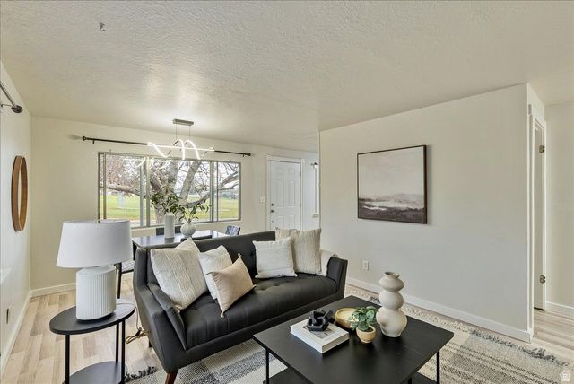 112 W 2050 N, Sunset, UT 84015