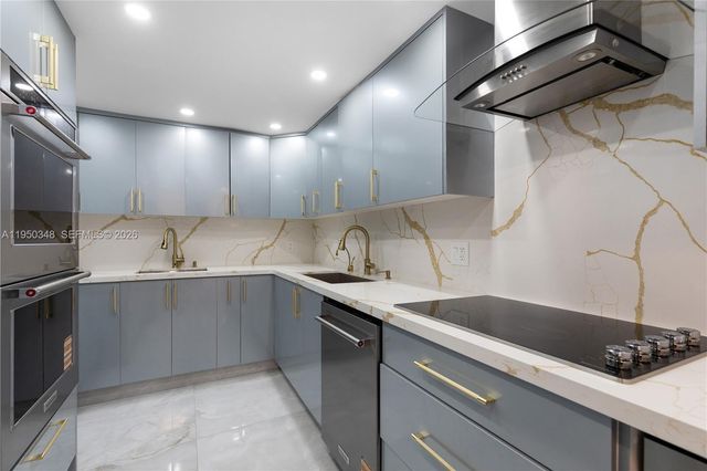 1880 S Ocean Dr PH1, Hallandale Beach, FL 33009