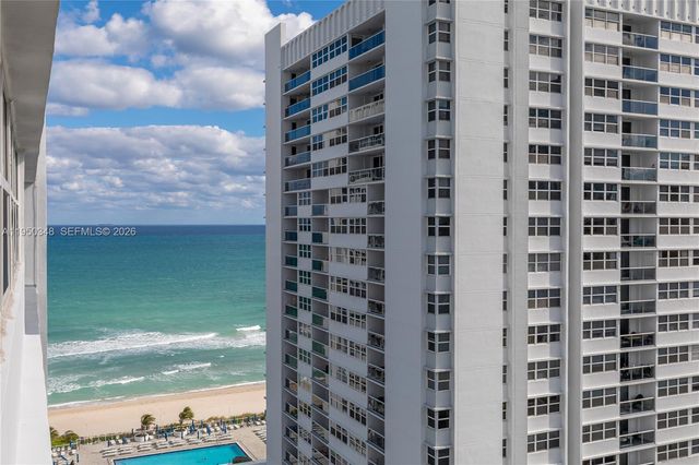 1880 S Ocean Dr PH1, Hallandale Beach, FL 33009