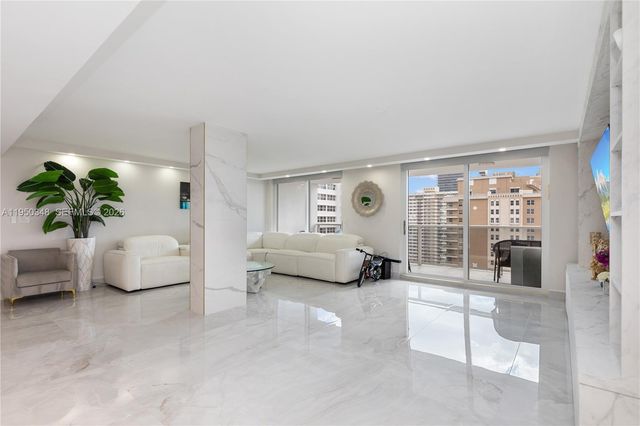 1880 S Ocean Dr PH1, Hallandale Beach, FL 33009