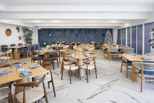 1880 S Ocean Dr PH1, Hallandale Beach, FL 33009