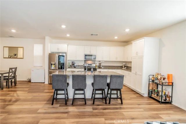 1810 Park Place Ln., Riverside, CA 92501