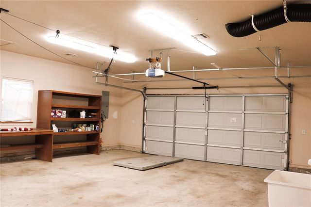 1375 S Moore Avenue, Midwest City, OK 73130