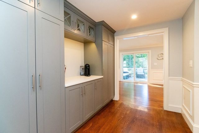 30 Sarah St, Burlington, MA 01803