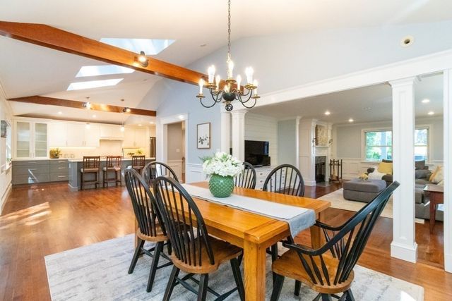30 Sarah St, Burlington, MA 01803