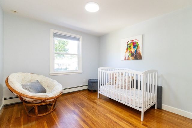 30 Sarah St, Burlington, MA 01803