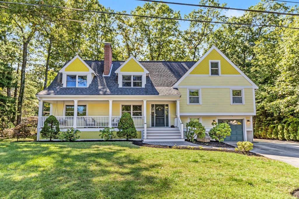 30 Sarah St, Burlington, MA 01803