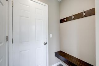 421 N 3rd Avenue E, Newton, IA 50208