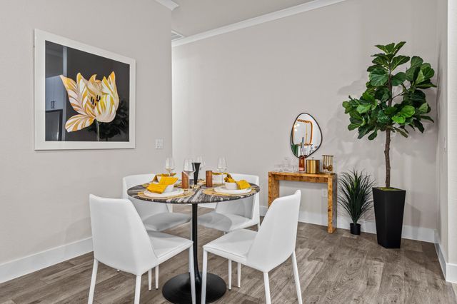 865 Limmer LOOP 435, Hutto, TX 78634