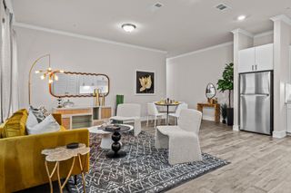 865 Limmer LOOP 435, Hutto, TX 78634