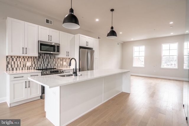 2717 LORRAINE CT, Philadelphia, PA 19131