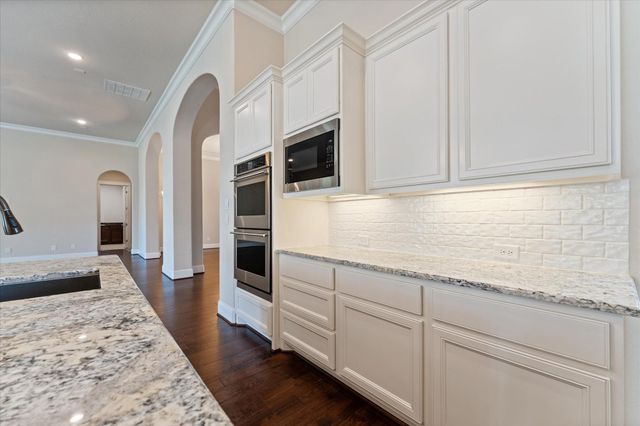 2051 Bluestem Drive, Conroe, TX 77384