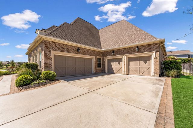 2051 Bluestem Drive, Conroe, TX 77384