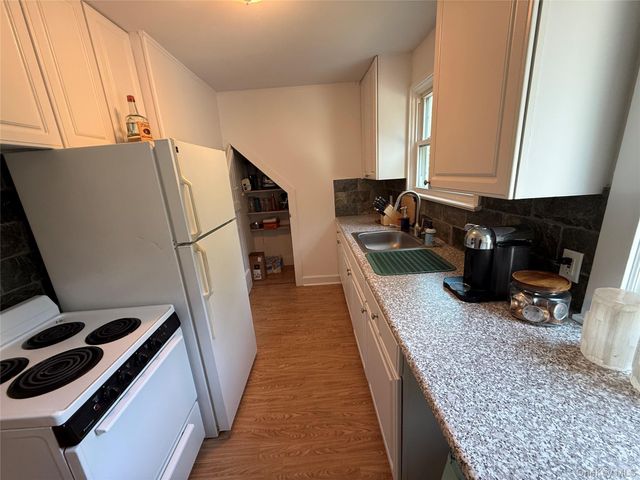 17 Harriman Avenue B, Sloatsburg, NY 10974