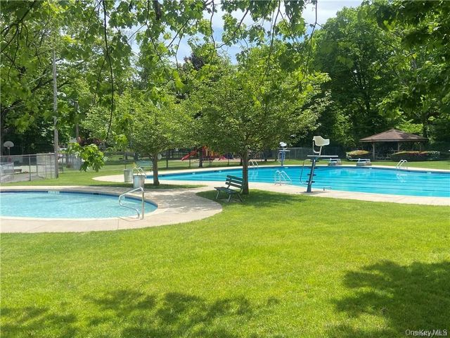 17 Harriman Avenue B, Sloatsburg, NY 10974