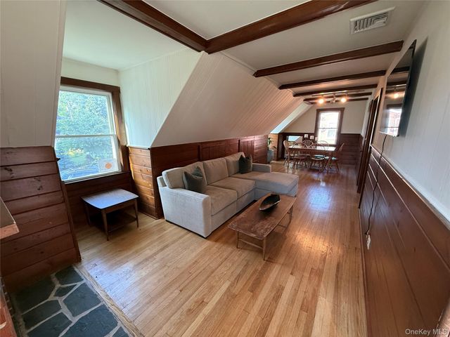 17 Harriman Avenue B, Sloatsburg, NY 10974
