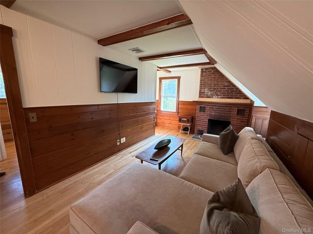 17 Harriman Avenue B, Sloatsburg, NY 10974