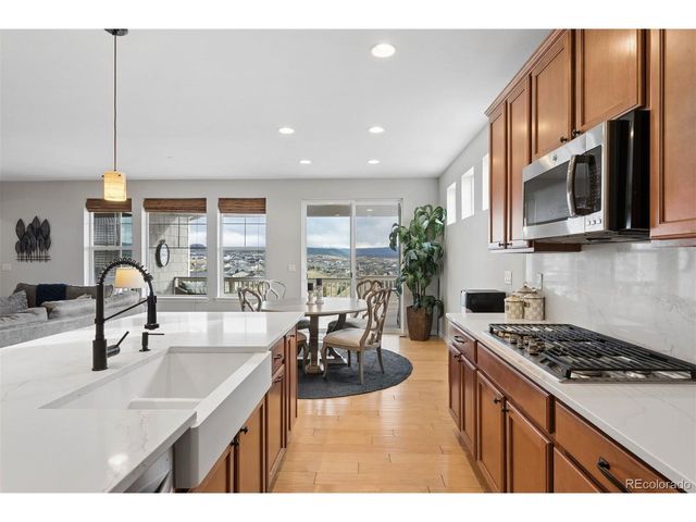 546 Eveningsong Dr, Castle Rock, CO 80104