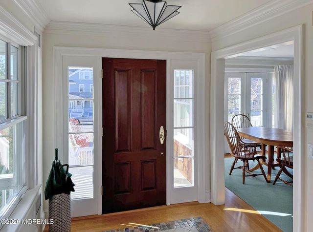 985 East Avenue, Mantoloking, NJ 08738