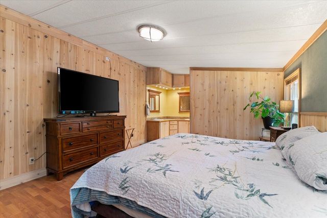 42408 N Sylvan Rd, Elk, WA 99009