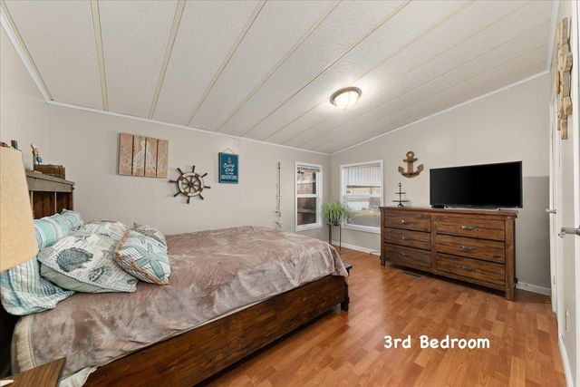 42408 N Sylvan Rd, Elk, WA 99009