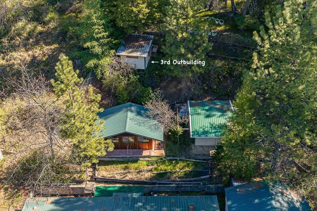 42408 N Sylvan Rd, Elk, WA 99009