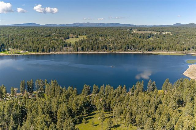 42408 N Sylvan Rd, Elk, WA 99009