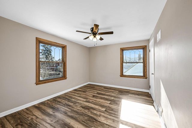 1132 11th AVENUE, Grafton, WI 53024