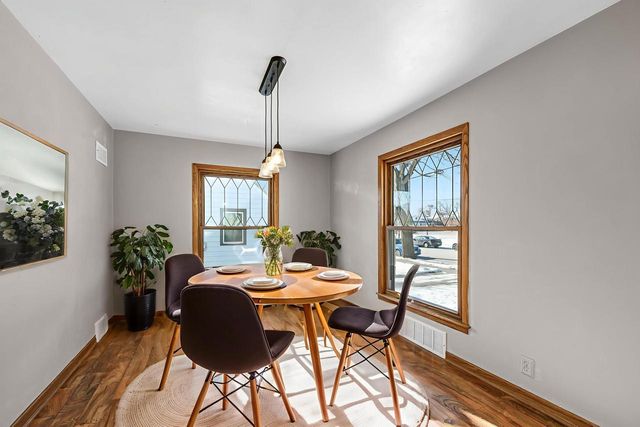 1132 11th AVENUE, Grafton, WI 53024