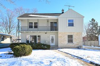 1132 11th AVENUE, Grafton, WI 53024