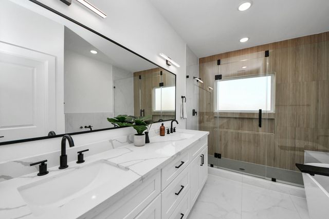 4804 Elysian Street B, Houston, TX 77009
