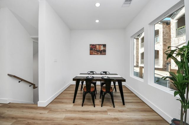 4804 Elysian Street B, Houston, TX 77009
