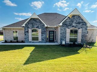 2914 Summit Hollow Circle, Norman, OK 73071