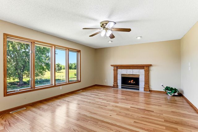 6980 137th Avenue NW, Anoka, MN 55303