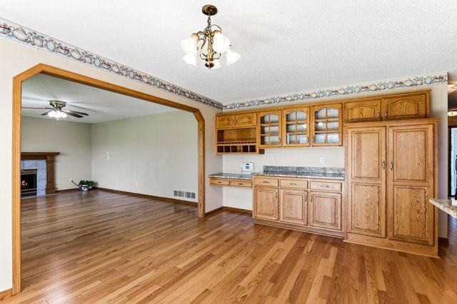 6980 137th Avenue NW, Anoka, MN 55303