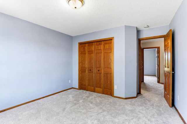 6980 137th Avenue NW, Anoka, MN 55303
