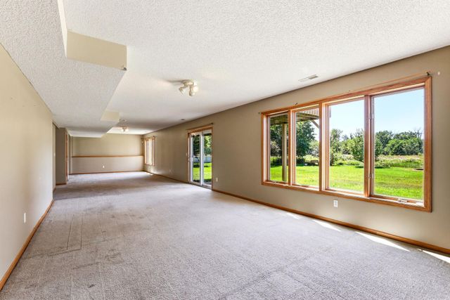 6980 137th Avenue NW, Anoka, MN 55303