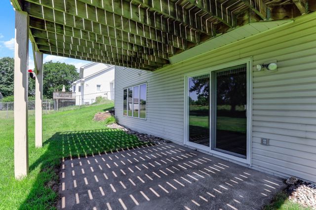 6980 137th Avenue NW, Anoka, MN 55303