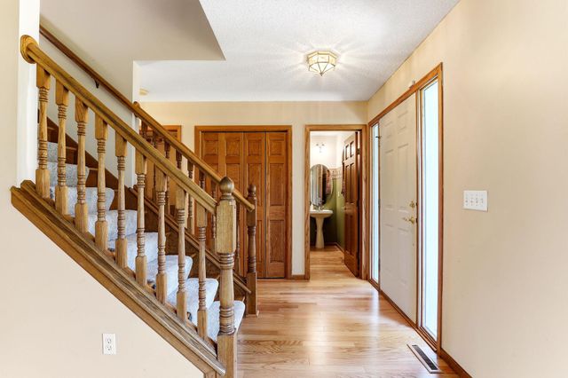 6980 137th Avenue NW, Anoka, MN 55303