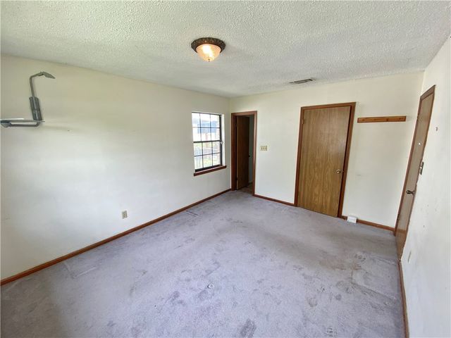 908 Fannin St, George West, TX 78022