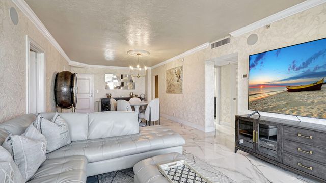 3000 S Ocean Drive 920, Hollywood, FL 33019