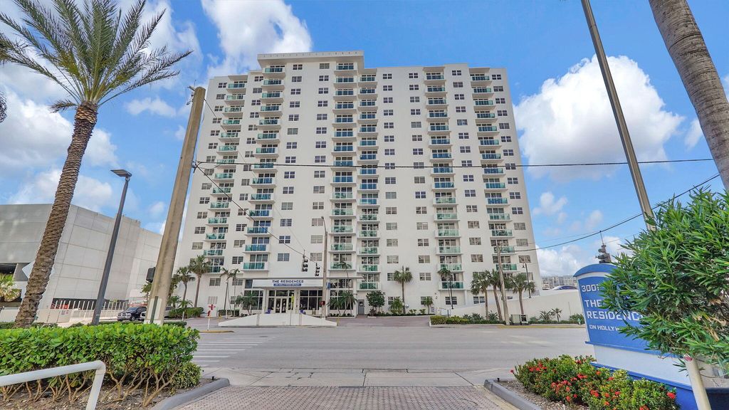 3000 S Ocean Drive 920, Hollywood, FL 33019