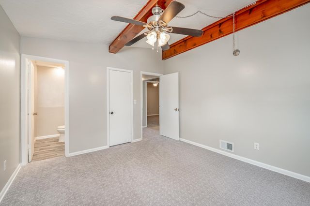 461 S Westview Dr, Derby, KS 67037